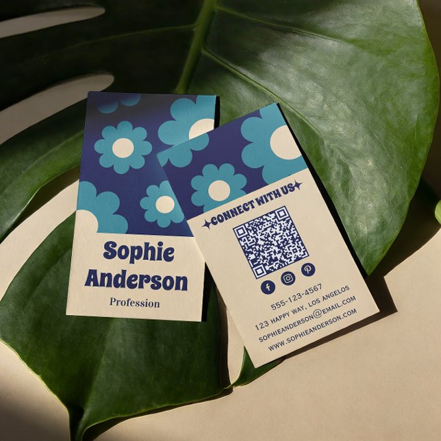 Modern Teal Blue Retro Floral Pattern with QR Code Visitenkarte (Von Creator hochgeladen)