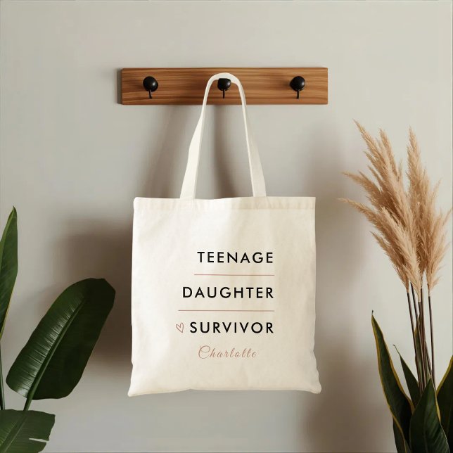 Modern Teen Daughter Survivor Personalized Tragetasche (Von Creator hochgeladen)