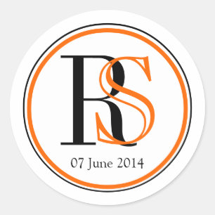 Modern Two Initials Orange Black Wedding Runder Aufkleber
