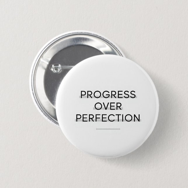 Modern typography progress over perfection text button (Vorne & Hinten)
