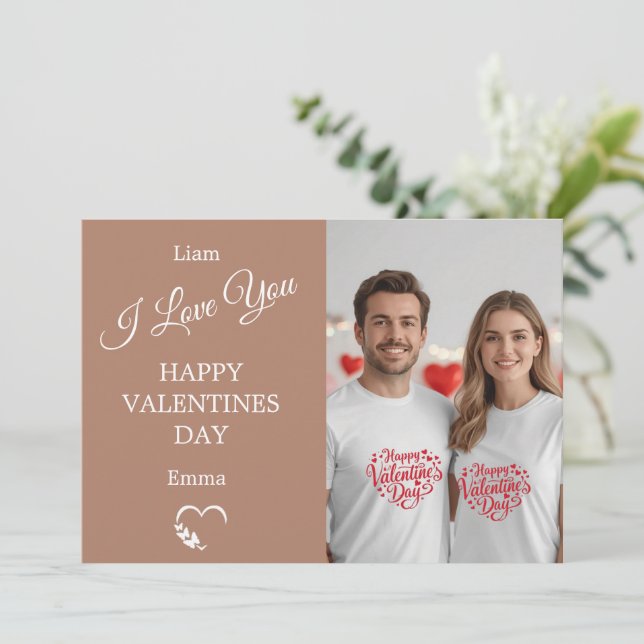 Modern Valentine’s Day Photo Card – Tan Dankeskarte (Stehend Vorderseite)