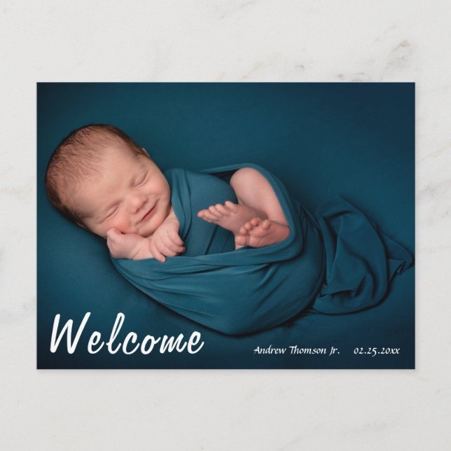 Modern Welcome New Baby Ankündigung Postkarte (Vorderseite)