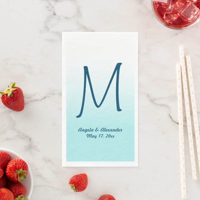 Modern White and Bale Turquoise Ombre Monogram Serviette (Beispiel)