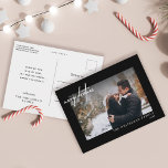 Modern White Frohe Weihnachtsbriefe Foto Black Postkarte<br><div class="desc">Feiern Sie Weihnachten dieses Jahr mit diesen modernen,  einfachen Urlaubspostkarten.</div>