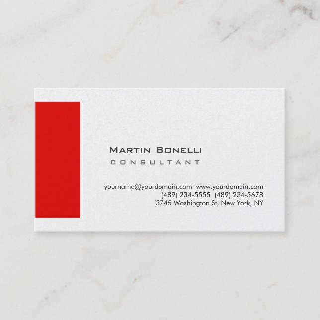 Modern White Red Simple Visitenkarte (Vorderseite)