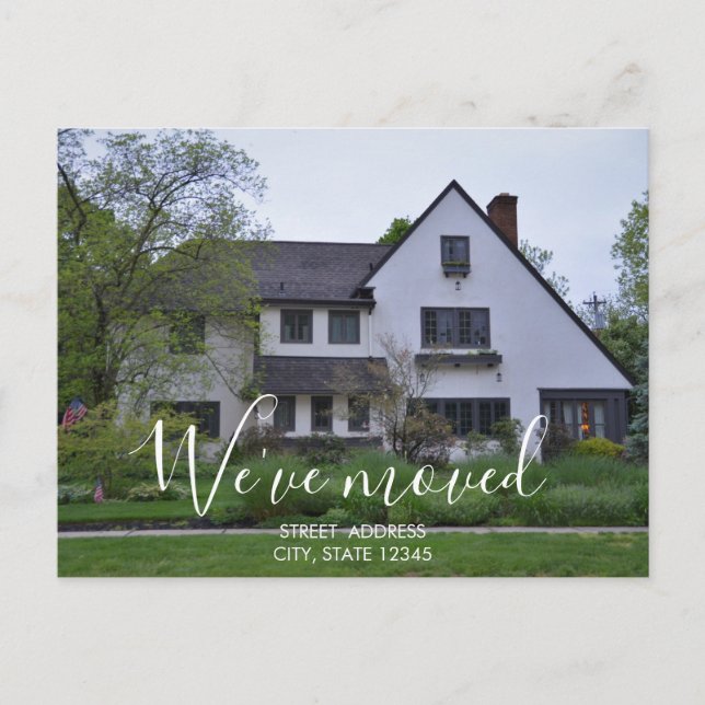 Modern White Script New House Erwärmung Foto Ankündigungspostkarte (Vorderseite)
