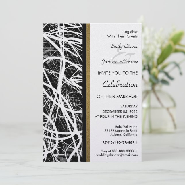 Modern White Swirl Wedding Invitation Einladung (Stehend Vorderseite)