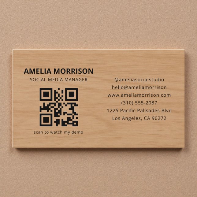 Modern Wood QR Code Minimalist Professional Visitenkarte (Von Creator hochgeladen)
