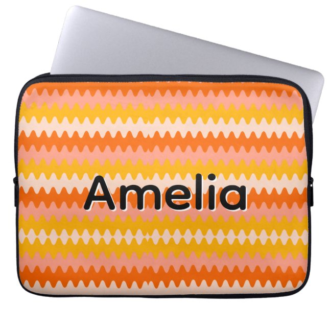 Modern Yellow, Orange & White Zig Zag Pattern Laptopschutzhülle (Vorderseite)