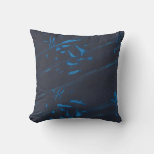 Moderne Abstrakte Blauformen auf schwarzen Navy-Pi Kissen