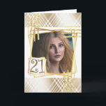 Moderne abstrakte goldfarbene Formen 21. Foto Karte<br><div class="desc">Feiern Sie Ihren 21. Geburtstag mit diesem modernen und schicken Design mit Imitaten goldfarbenen karierten Streifen auf Weiß, die die obere und untere Kante der Karte und rahmen ein quadratisches Imitat goldenen geometrischen Foto Rahmen. Die Zahlen 21 erscheinen in einem Imitat Gold am unteren Rand und geben einen stilvollen und...</div>