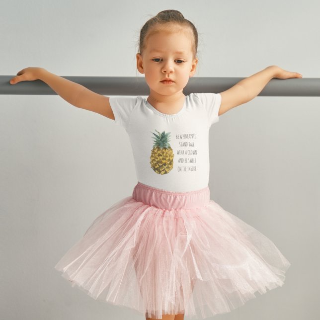 Moderne Ananas mit Aquarellfarbe & positives Zitat Kleinkind T-shirt (Von Creator hochgeladen)