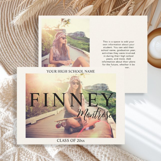 Moderne Ankündigung von 2 Fotos Abschluss (Two-photo modern and stylish graduation announcement)