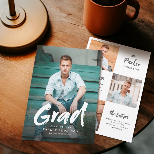 Moderne Ankündigung von Foto-Abschlüssen für Pinse (Modern Brush Script Photo Graduation Announcement)
