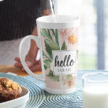 Moderne Aquarell-Blume & Hallo & Name Milchtasse<br><div class="desc">Moderne Aquarell-Blume & Hallo & Name</div>
