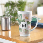 Moderne Aquarellfarben Rosa Blume Mit Monogramm Milchtasse<br><div class="desc">Moderne Aquarellfarben Rosa Blume Mit Monogramm</div>