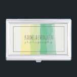 Moderne Aquarellstreifen Fotografy Tempel Visitenkarten Etui<br><div class="desc">Elegante moderne Fotografie Visitenkartenhalter Vorlage. Trendy pastellfarbene Aquarellfarben Pinselstriche Streifen. Gelb und pastellgrün.</div>