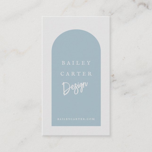 Moderne Arch Designer Dusty Blue Business Card Visitenkarte (Vorderseite)