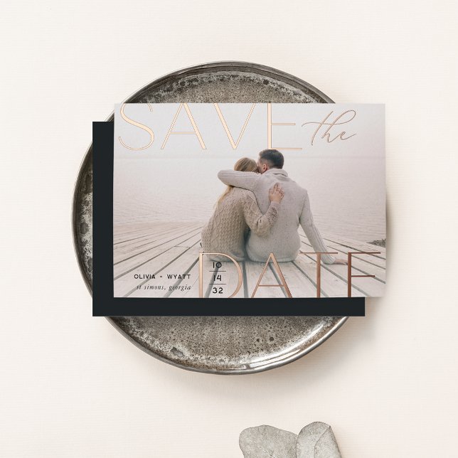 Moderne Aussage | Horizontales Foto Save the Date Folieneinladung (Von Creator hochgeladen)
