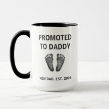 Moderne Baby-Fußabdruck-Tasse 'Zum Papa befördert'
