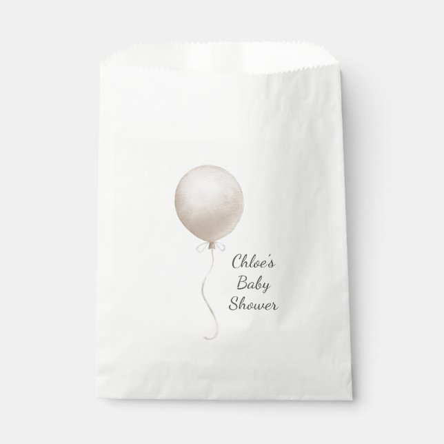 Moderne Beige Ballon Boho Babydusche Geschenktütchen (Vorderseite)