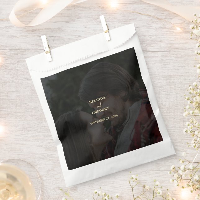 Moderne Black Gold Foto Overlay-Hochzeit Geschenktütchen (Ausgeschnitten)
