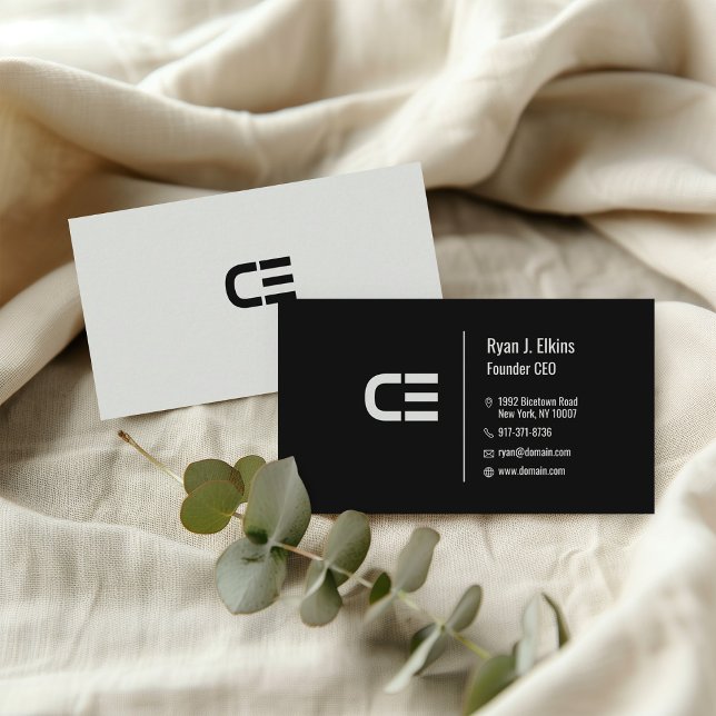 Moderne Black Startup, CEO & Founder Business Card Visitenkarte (Von Creator hochgeladen)