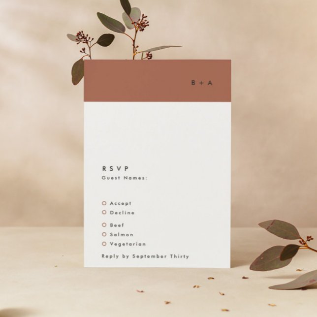 Moderne Black Terracotta Stripe Monogram Wedding RSVP Karte (Von Creator hochgeladen)