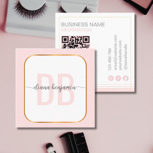 Moderne blassrosa und weiße Goldmonogramm-QR-Code Quadratische Visitenkarte