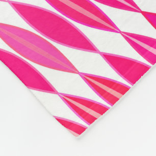 Moderne Blätter aus dem Mittelalter, Korallenrosa  Fleecedecke