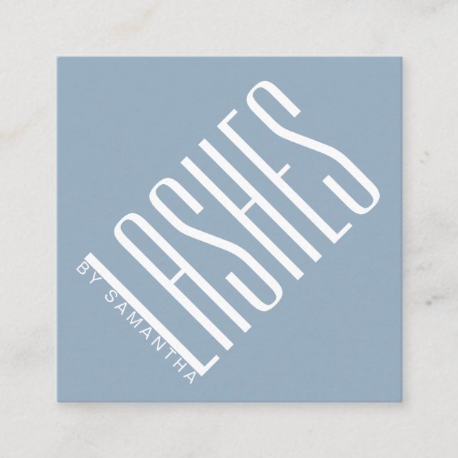 Moderne blaue lash dünne Typografie Quadratische Visitenkarte (Vorderseite)