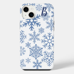 Moderne blaue Schneeflocken-Monogramm iPhone 14 Plus Hülle
