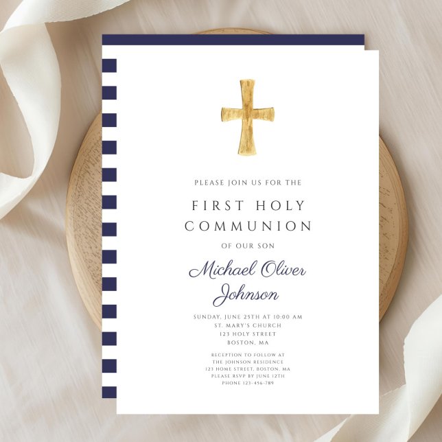 Moderne blaue Streifen kreuzen Junge Erste Kommune Einladung (Modern Navy Blue Stripes Cross Boy First Communion Invitation)