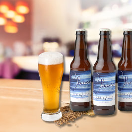 Moderne blaue Wasserfarbe Pinselstriche in Weiß Bierflaschenetikett