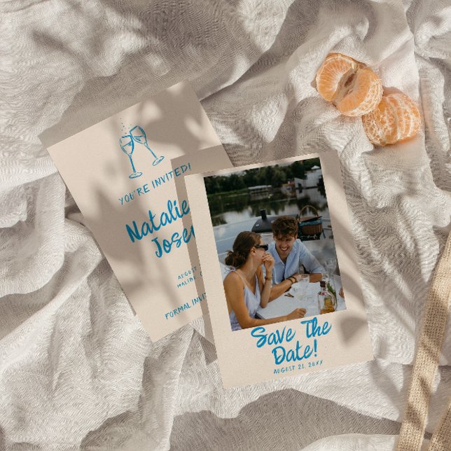 Moderne Blue Hand Drawn Bright Retro Foto Hochzeit Save The Date (Von Creator hochgeladen)