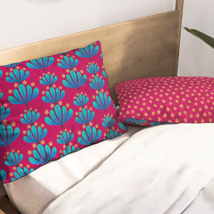Moderne Blumengestaltung in Rubine Rot und Blau Kissenbezug