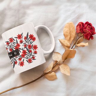 Moderne blumenreiche Tasse mit Namen