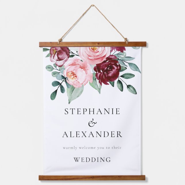 Moderne Blush Burgund Florals Begrüßung Wandteppich Mit Holzrahmen (Vorderseite)