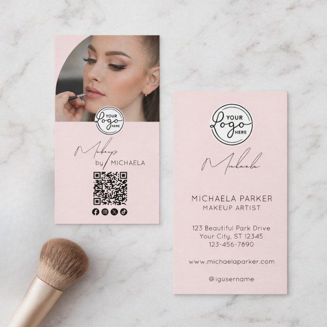 Moderne Blush Pink Script Logo QR Code Foto Make-u Visitenkarte (Von Creator hochgeladen)