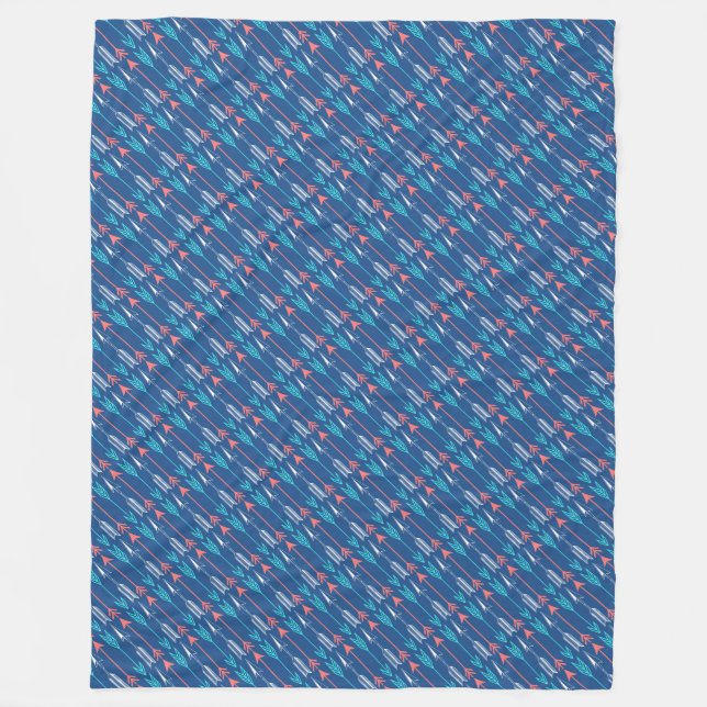 Moderne Bohemische Korallen und Aquamarine Pfeile Fleecedecke (Vorderseite)
