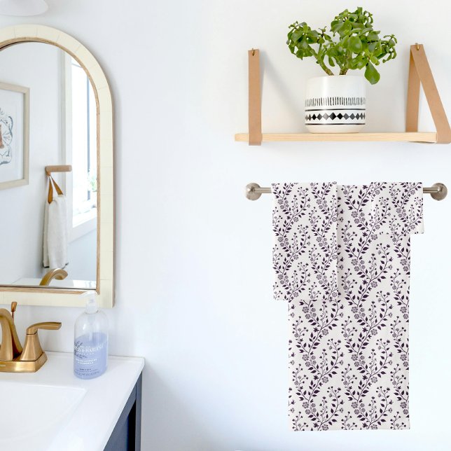 Moderne Boho-Blumenmuster Pflaume Weiß Badhandtuch Set (Von Creator hochgeladen)
