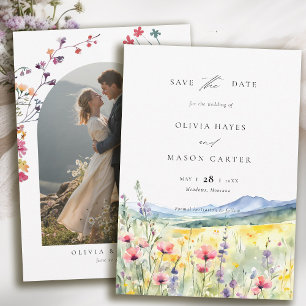 Moderne Boho-Hochzeit auf der Bergwiese mit Wildbl Save The Date