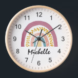 Moderne Boho Rainbow Custom Girls Niedlich Uhr<br><div class="desc">Moderne Boho Rainbow Custom Girls Niedlich Runduhr</div>