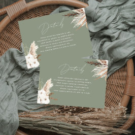 Moderne Boho White Floral Sage Green Wedding Detai Begleitkarte