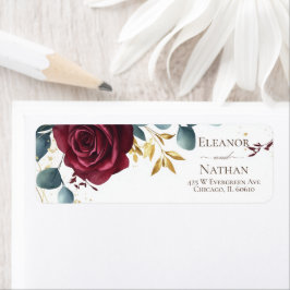 Moderne bordeauxfarbene Rose Frühjahrssonne