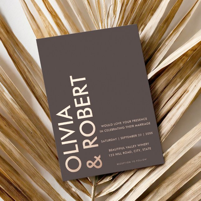 Moderne Braun Minimalistische Hochzeit Folieneinladung (Von Creator hochgeladen)