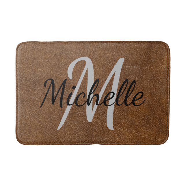 Moderne braune Ledertypografie und Name Monogram Badematte (Vorderseite)