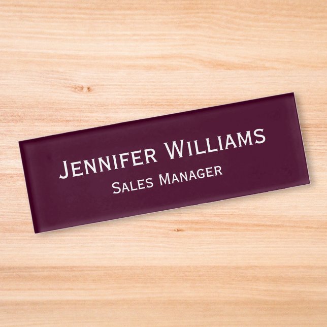 Moderne Burgund Berufliche Führungskraft Magnetic Namenschild (Modern Burgundy Professional Executive Magnetic Name Tag)