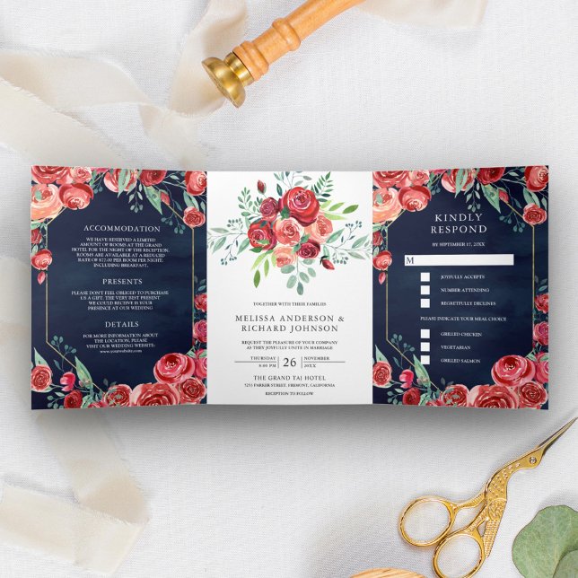 Moderne Burgund-Rote Rosen Blornavy Blue Wedding Dreifach Gefaltete Einladung (Von Creator hochgeladen)