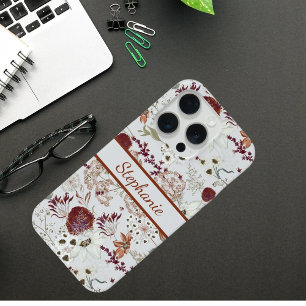 Moderne Burgund-Wildblumen   Elegant Boho Floral iPhone 15 Pro Hülle